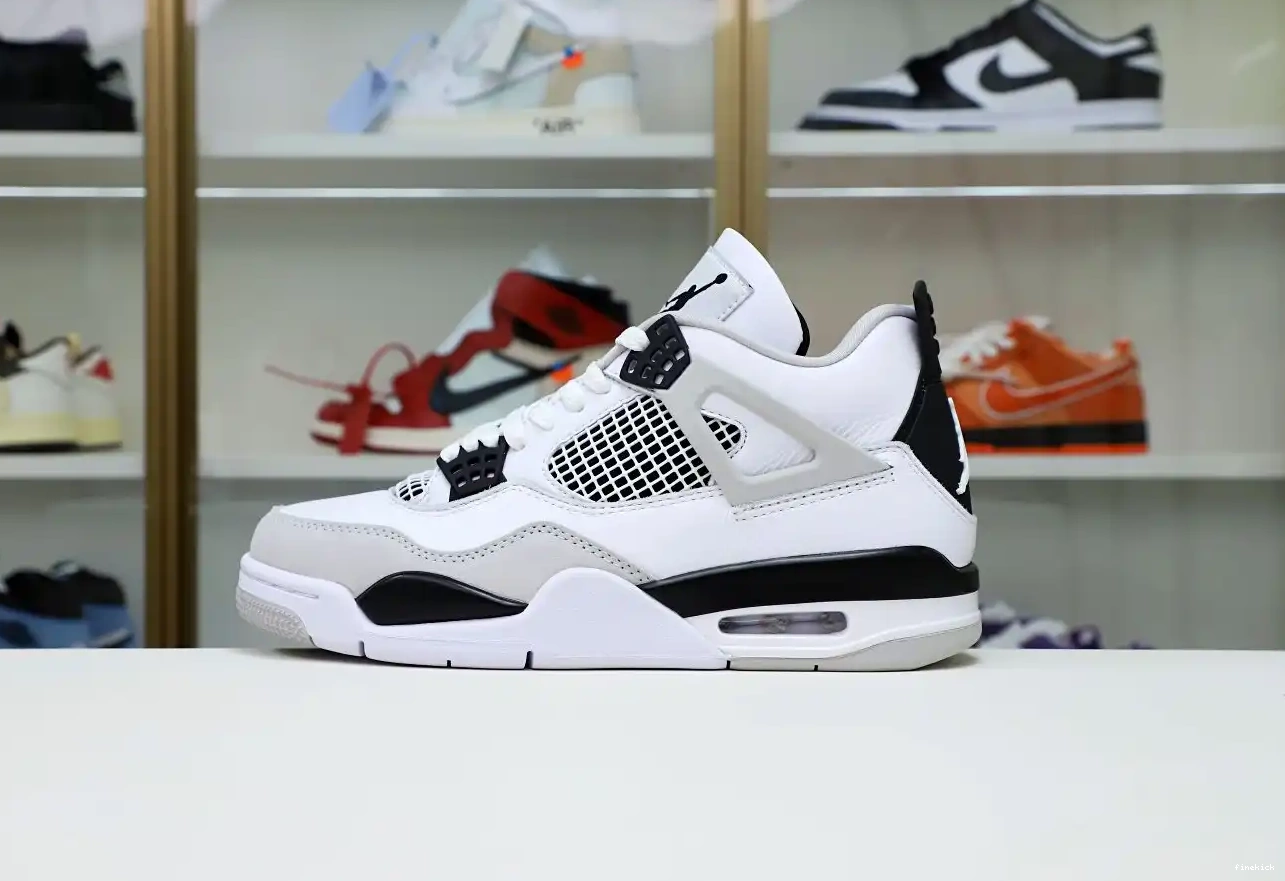 AIR BLACK 4 JORDAN MILITARY 0419